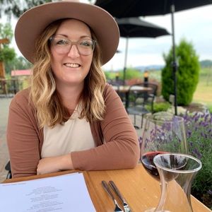 Meet your Posher, Ashly